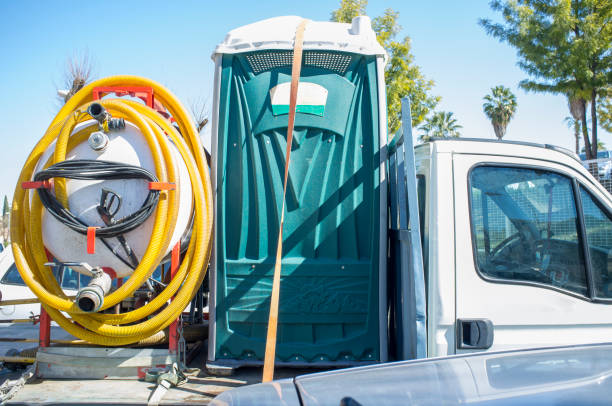 Portable Toilet Options We Offer in Lake Dalecarlia, IN