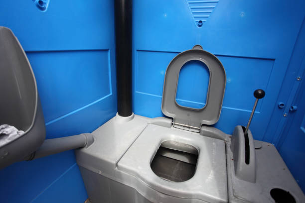 Best Portable restroom trailer rental  in Lake Dalecarlia, IN