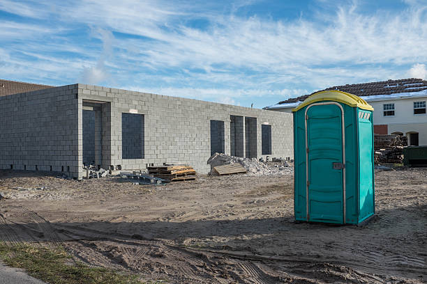 Best Restroom trailer rental cost  in Lake Dalecarlia, IN